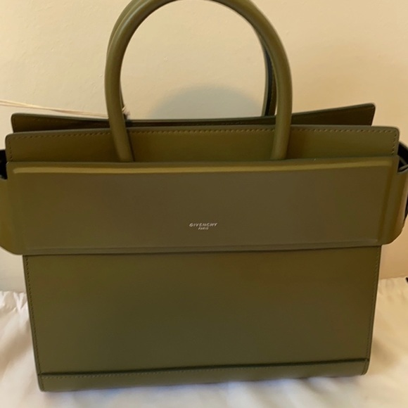 givenchy small khaki green horizon bag - Picture 2 of 12